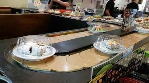 Photo: Sushi Train
